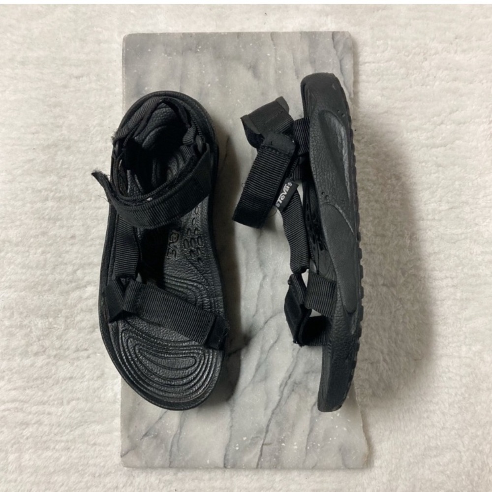 Teva Hurricane Sandals Size 7 Mens Shoes Black Velcro Straps